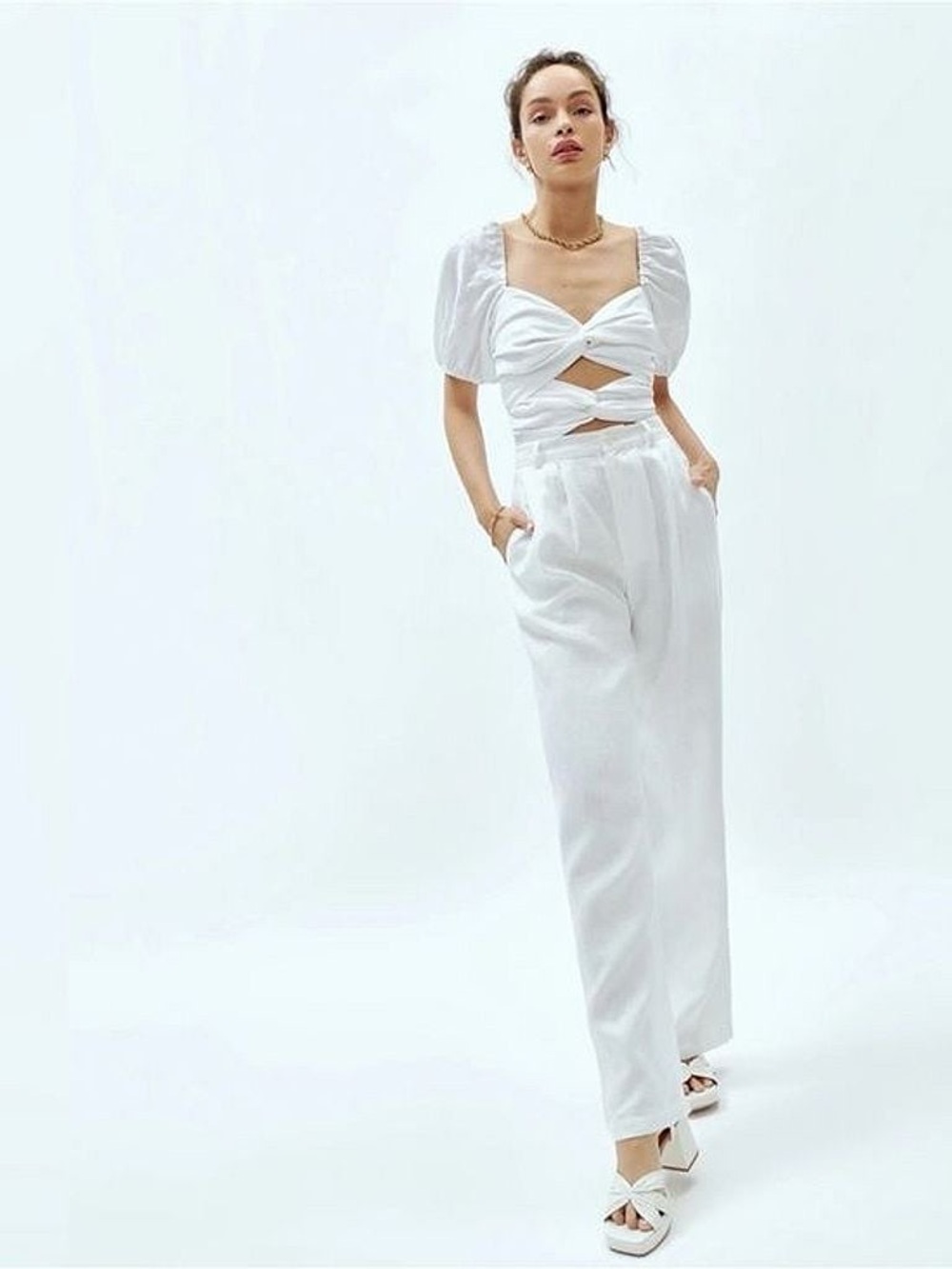 Reformation White Linen Puff Sleeve Size 4 - Picture 3 of 7